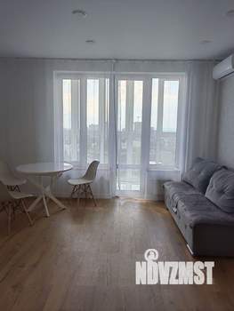 Студия квартира, посуточно, 34м2, 18/25 этаж