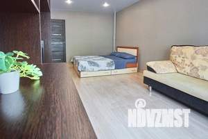 1-к квартира, посуточно, 42м2, 6/10 этаж