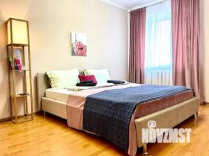 2-к квартира, посуточно, 72м2, 4/10 этаж