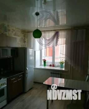 1-к квартира, посуточно, 42м2, 6/16 этаж