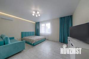 1-к квартира, посуточно, 40м2, 3/25 этаж