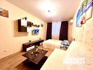 1-к квартира, посуточно, 43м2, 20/25 этаж