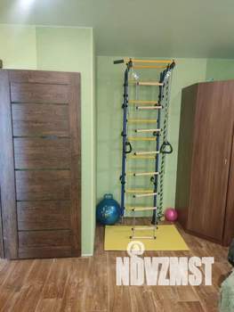 1-к квартира, посуточно, 35м2, 3/3 этаж