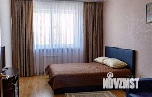 1-к квартира, посуточно, 50м2, 1/1 этаж