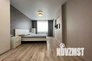 1-к квартира, посуточно, 40м2, 12/23 этаж