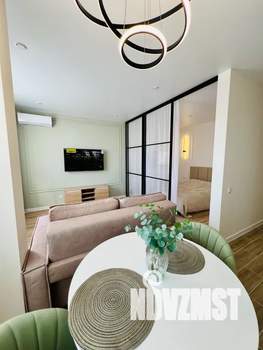 1-к квартира, посуточно, 41м2, 13/21 этаж