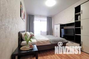 1-к квартира, посуточно, 51м2, 15/24 этаж