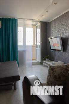 2-к квартира, посуточно, 48м2, 8/10 этаж