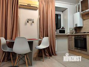 2-к квартира, посуточно, 45м2, 5/5 этаж