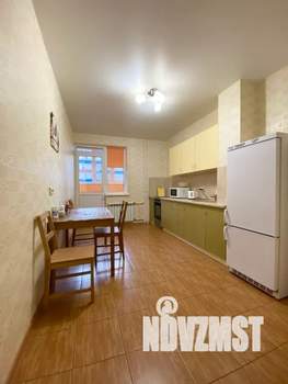 1-к квартира, посуточно, 50м2, 3/18 этаж