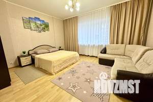 2-к квартира, посуточно, 71м2, 1/10 этаж