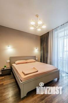 1-к квартира, посуточно, 40м2, 6/24 этаж