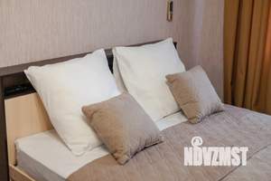 1-к квартира, посуточно, 41м2, 3/25 этаж