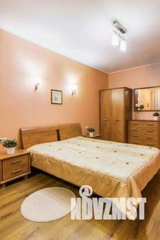 2-к квартира, посуточно, 75м2, 1/1 этаж