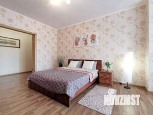 2-к квартира, посуточно, 72м2, 1/1 этаж