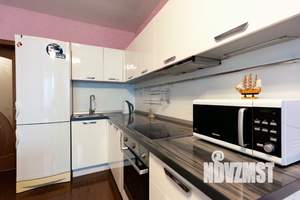 1-к квартира, посуточно, 50м2, 1/1 этаж