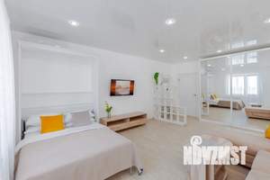 Студия квартира, посуточно, 48м2, 2/19 этаж