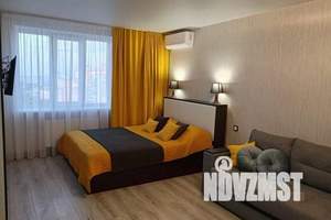 1-к квартира, посуточно, 32м2, 23/28 этаж