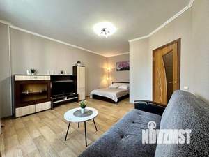 1-к квартира, посуточно, 42м2, 1/1 этаж