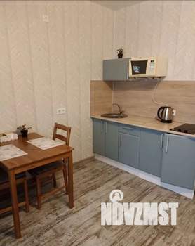 Студия квартира, посуточно, 30м2, 10/18 этаж