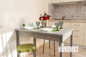 1-к квартира, посуточно, 42м2, 1/1 этаж