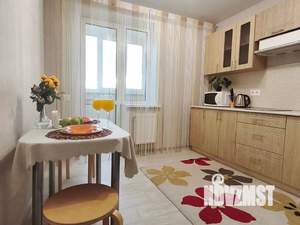 1-к квартира, посуточно, 45м2, 20/27 этаж