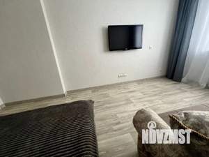 1-к квартира, посуточно, 35м2, 12/25 этаж