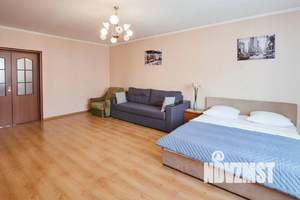 2-к квартира, посуточно, 110м2, 1/1 этаж
