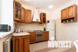 2-к квартира, посуточно, 60м2, 2/10 этаж