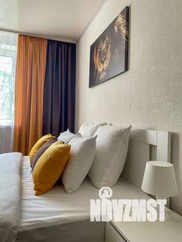 2-к квартира, посуточно, 48м2, 1/3 этаж