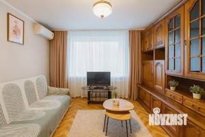 2-к квартира, посуточно, 55м2, 1/1 этаж