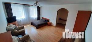 1-к квартира, посуточно, 50м2, 1/1 этаж