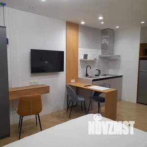 Студия квартира, посуточно, 26м2, 1/18 этаж