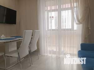 1-к квартира, посуточно, 42м2, 23/25 этаж