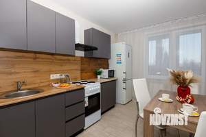 1-к квартира, посуточно, 42м2, 1/1 этаж