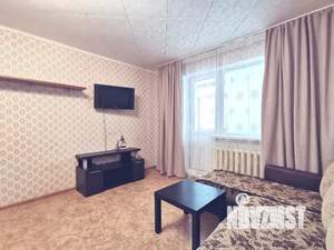 1-к квартира, посуточно, 46м2, 3/10 этаж