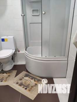 Студия квартира, посуточно, 32м2, 1/22 этаж