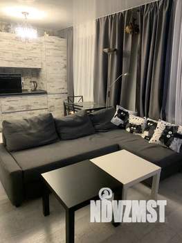 Студия квартира, посуточно, 31м2, 13/16 этаж