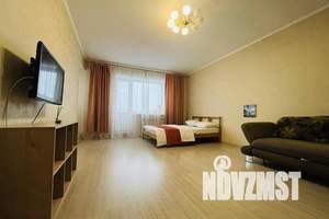 1-к квартира, посуточно, 44м2, 8/9 этаж