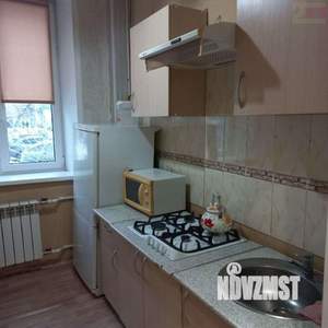 3-к квартира, на длительный срок, 60м2, 1/3 этаж