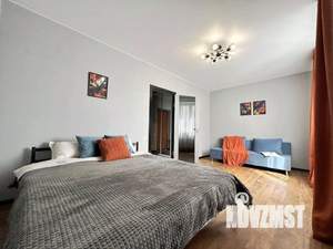 1-к квартира, посуточно, 52м2, 1/1 этаж