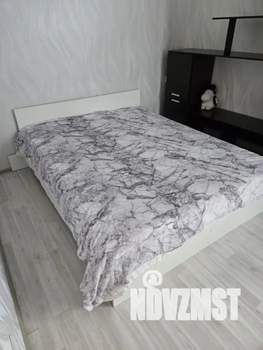 1-к квартира, посуточно, 35м2, 3/25 этаж