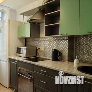 2-к квартира, посуточно, 48м2, 1/1 этаж