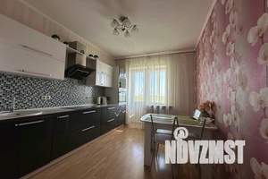 1-к квартира, посуточно, 50м2, 15/17 этаж