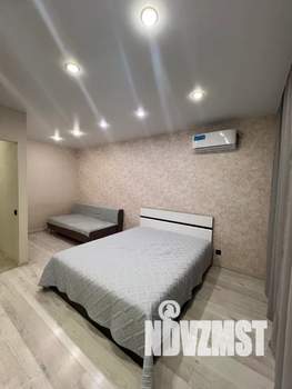 Студия квартира, посуточно, 37м2, 13/25 этаж