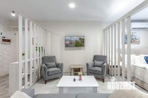 Студия квартира, посуточно, 42м2, 18/30 этаж