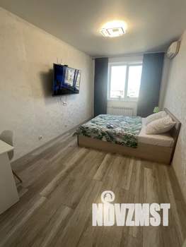 1-к квартира, посуточно, 39м2, 9/16 этаж