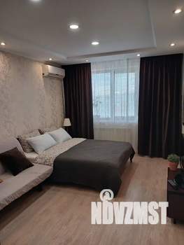 1-к квартира, посуточно, 39м2, 3/3 этаж