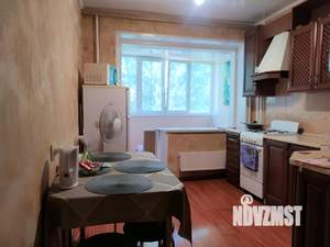 1-к квартира, посуточно, 38м2, 3/9 этаж