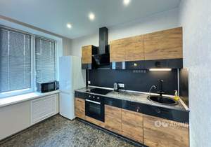 4-к квартира, на длительный срок, 132м2, 3/4 этаж